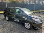Toyota Sienna 2015