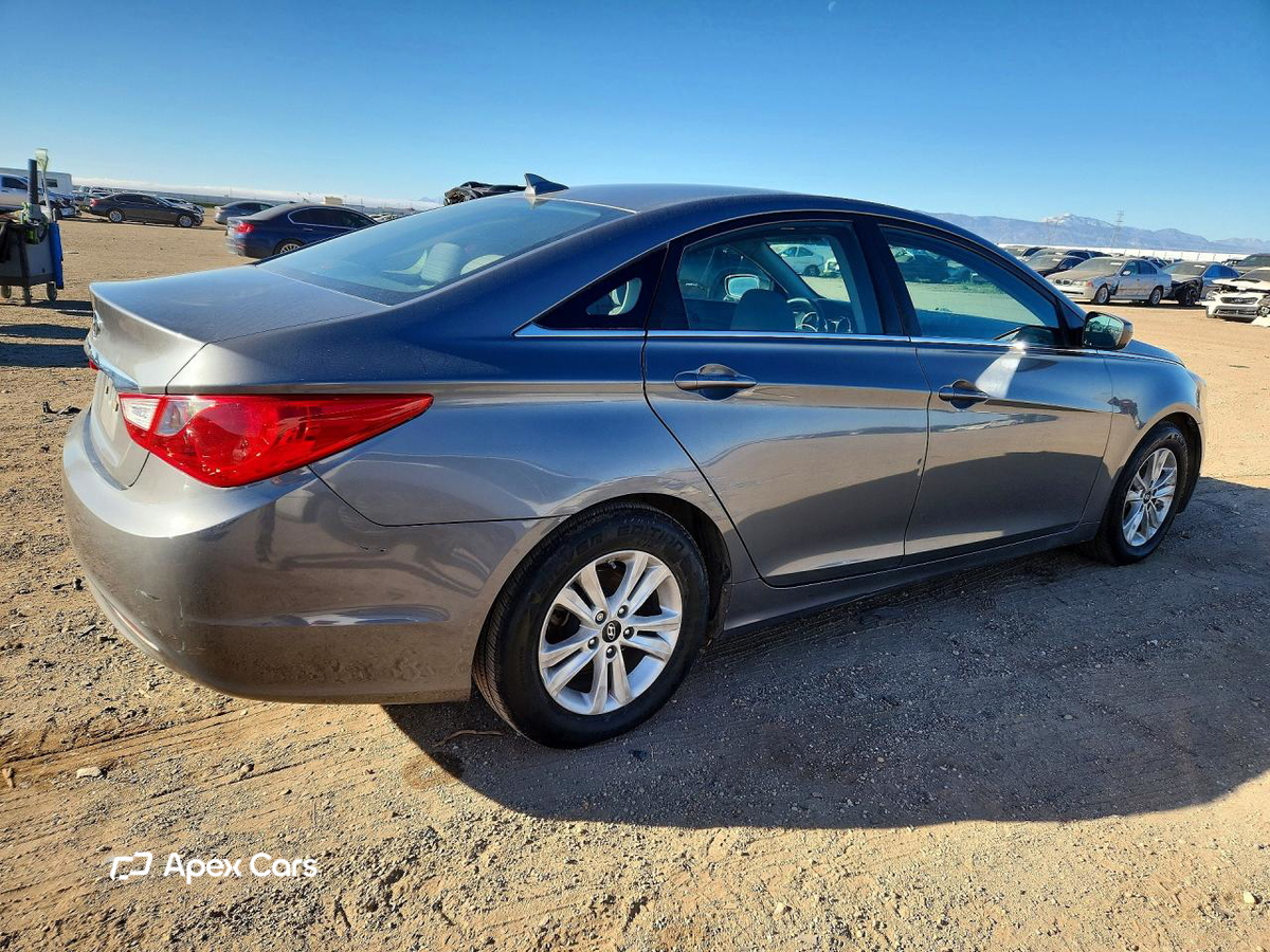 Hyundai Sonata 2013