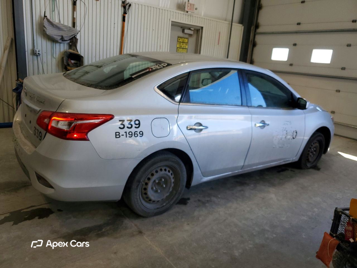 Nissan Sentra 2018