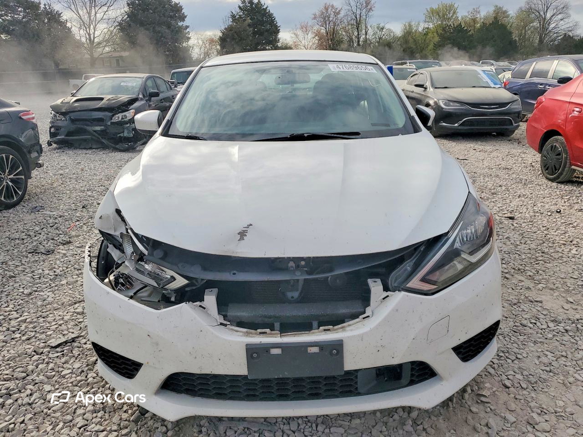 Nissan Sentra 2018
