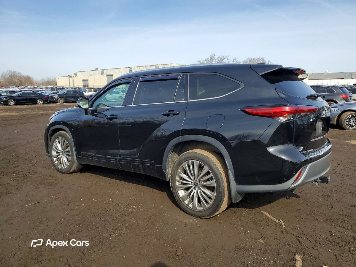 Toyota Highlander 2021