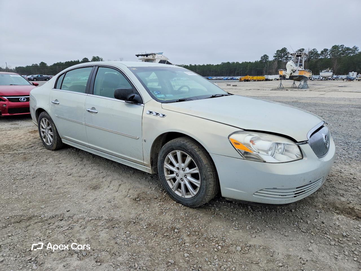 Buick Lucerne 2010