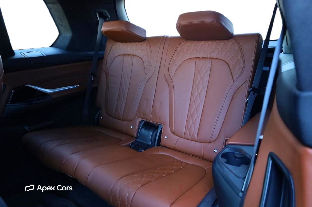 BMW X7 2023