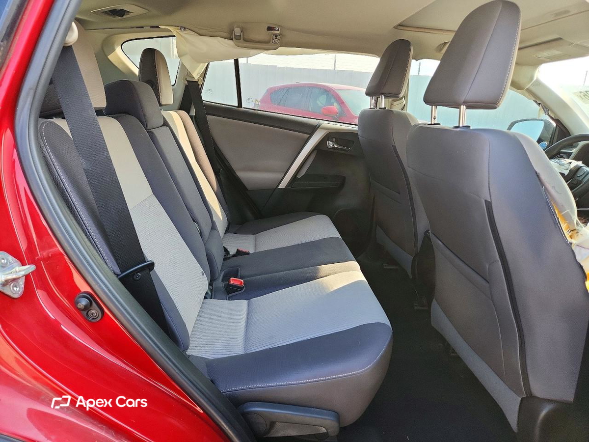 Toyota RAV 4 2015