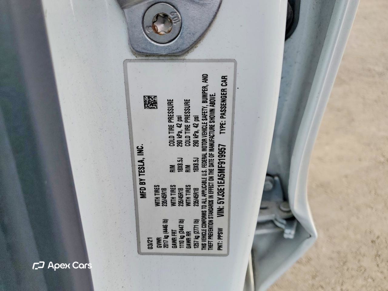 Tesla Model 3 2021