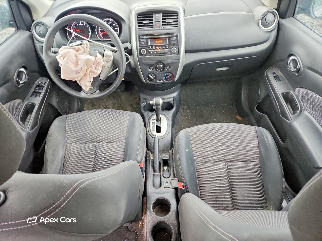 Nissan Versa 2016