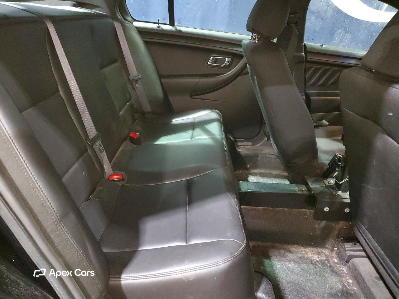 Ford Taurus 2015