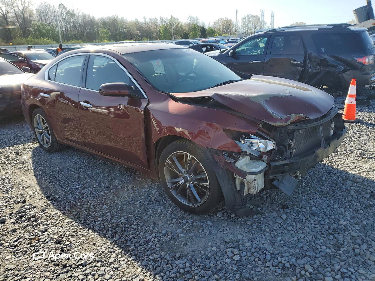 Nissan Maxima 2011