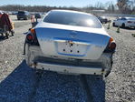Nissan Altima 2010