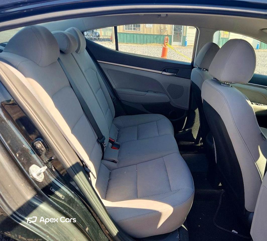 Hyundai Elantra 2018
