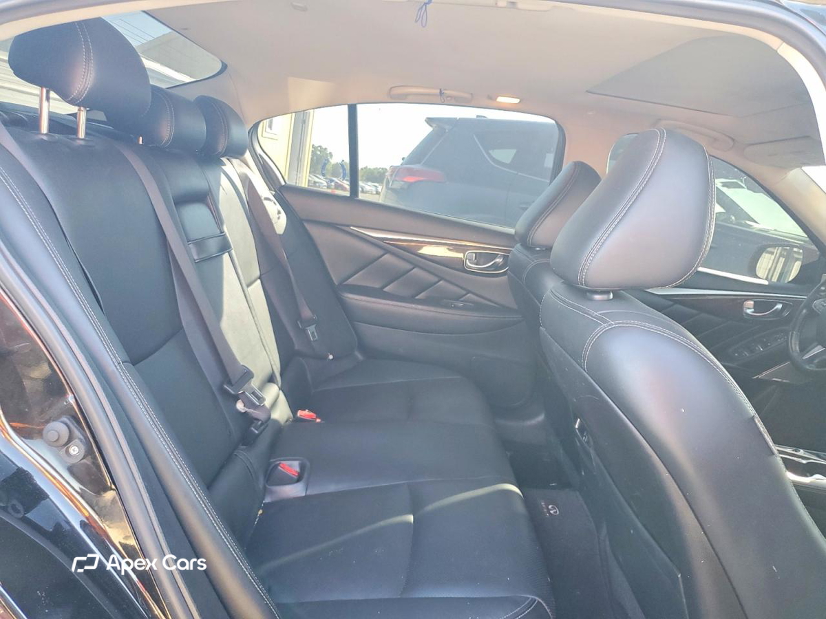Infiniti Q50 2017