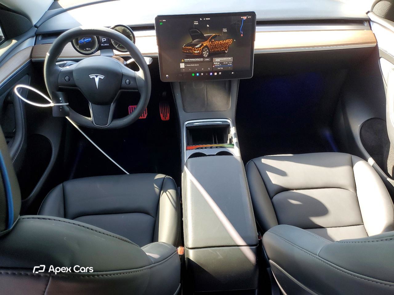 Tesla Model Y 2024