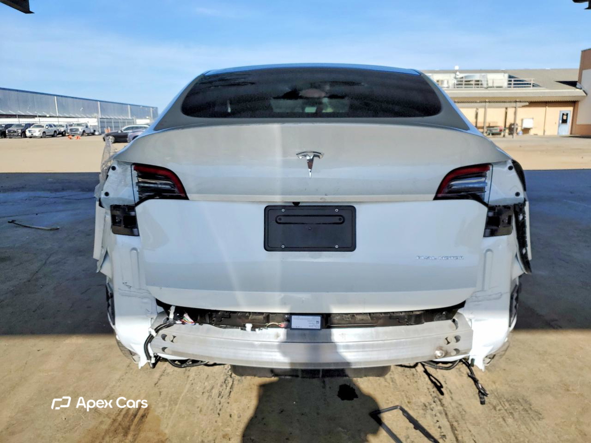 Tesla Model Y 2020