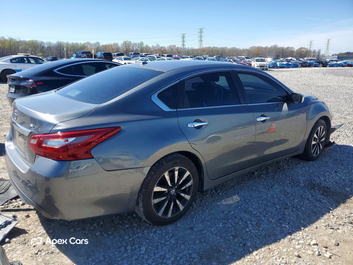 Nissan Altima 2018