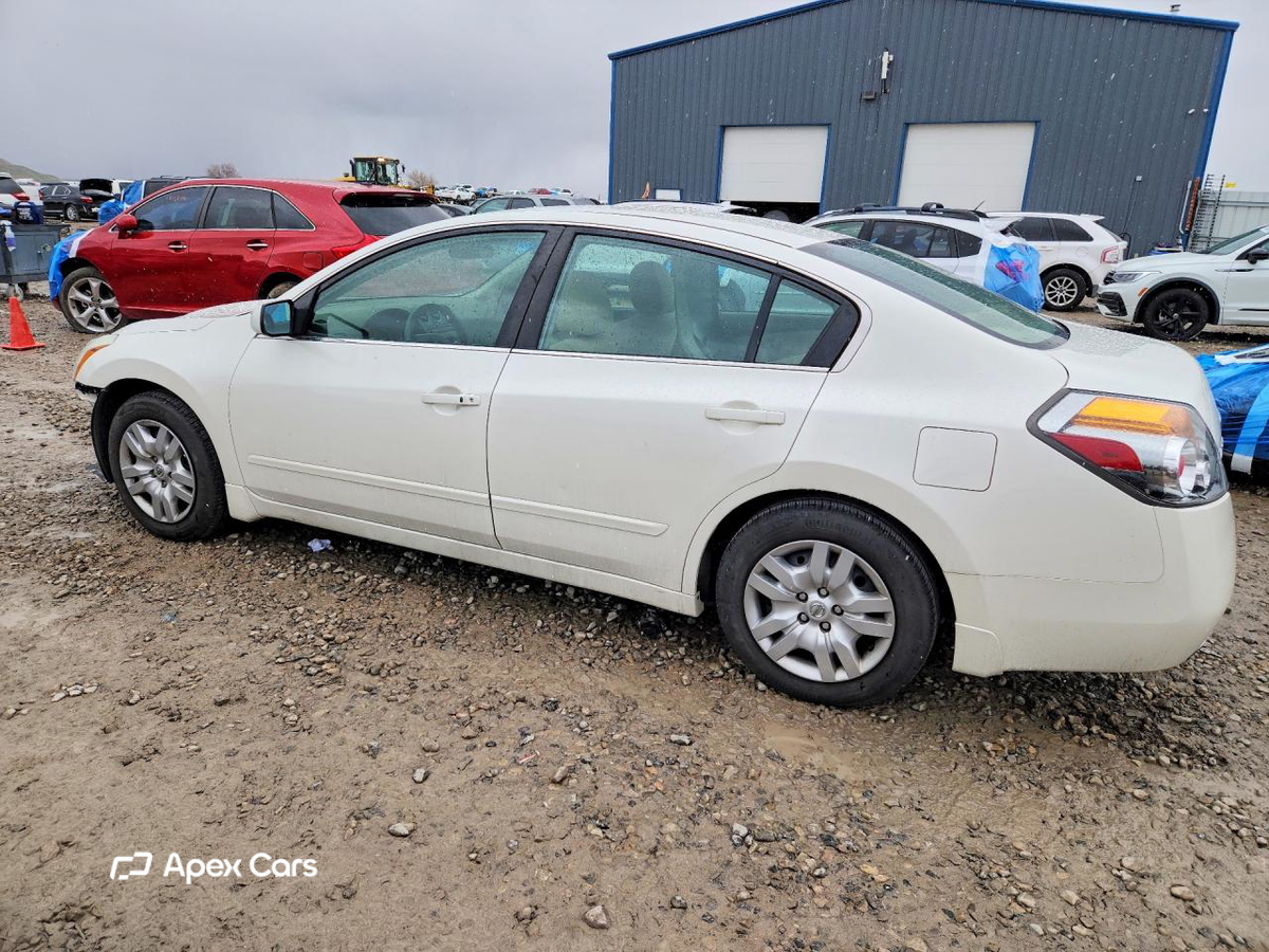 Nissan Altima 2011