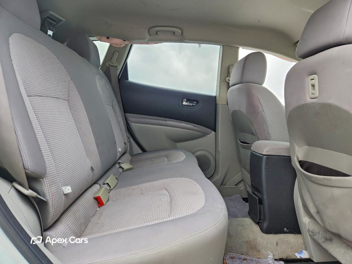 Nissan Rogue 2012