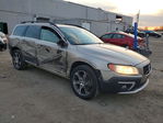 Volvo XC70 2015
