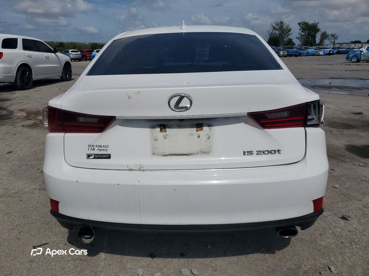 Lexus IS 2016