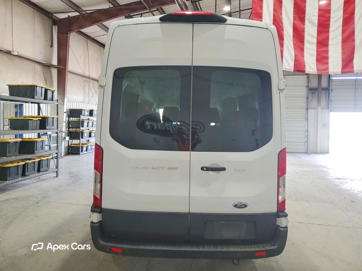 Ford Transit 2025