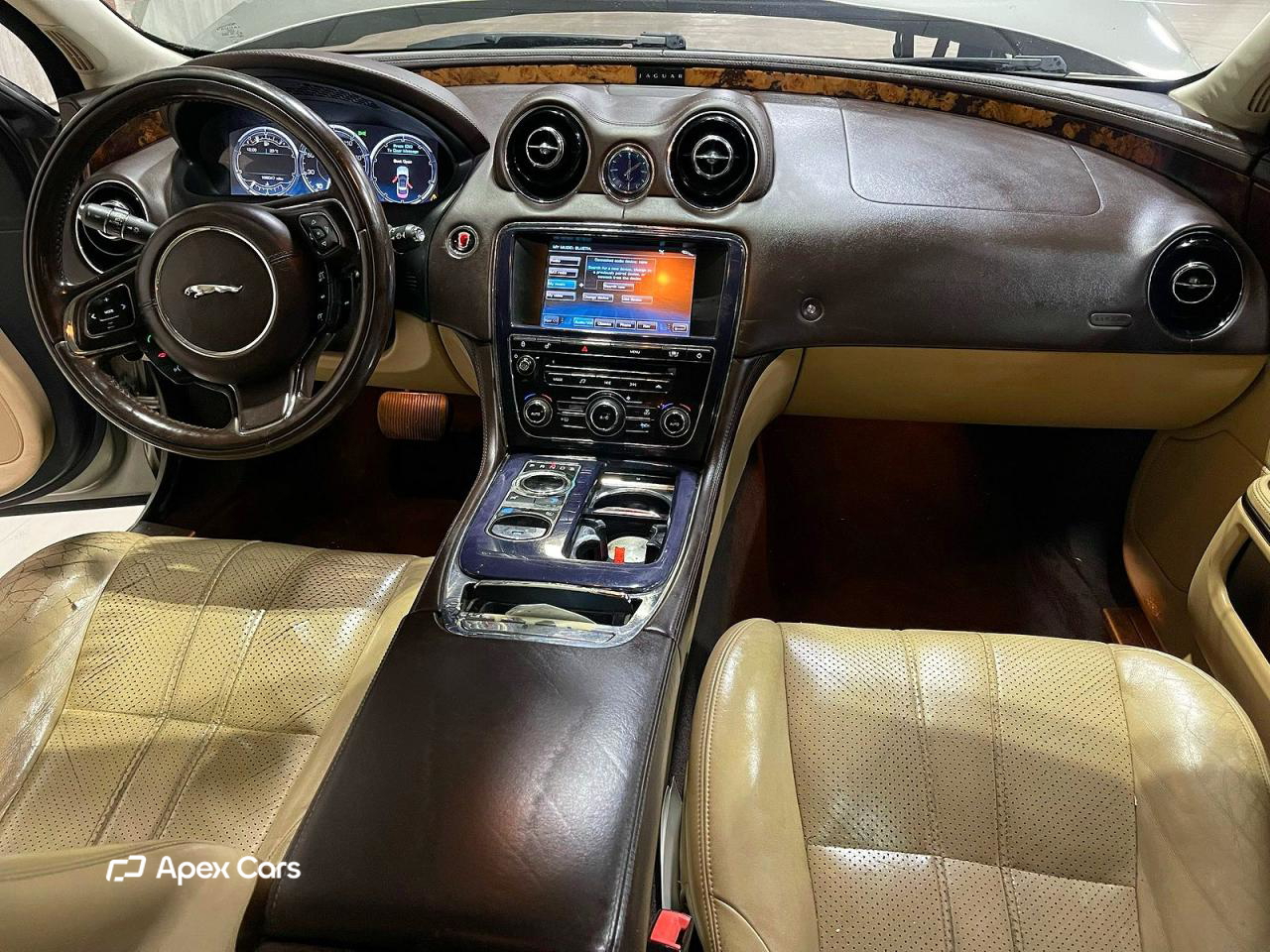 Jaguar XJ 2011