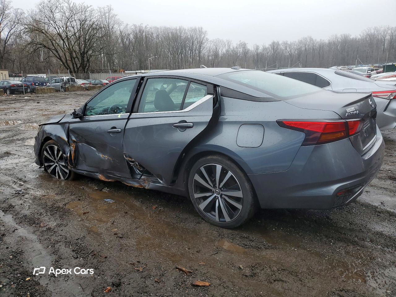 Nissan Altima 2021