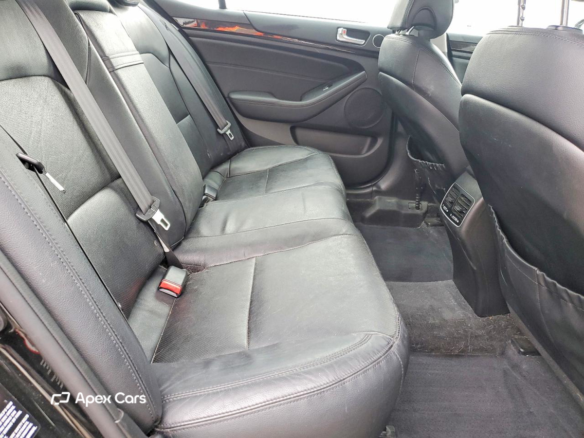 Kia Cadenza 2014