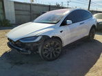 Tesla Model X 2022
