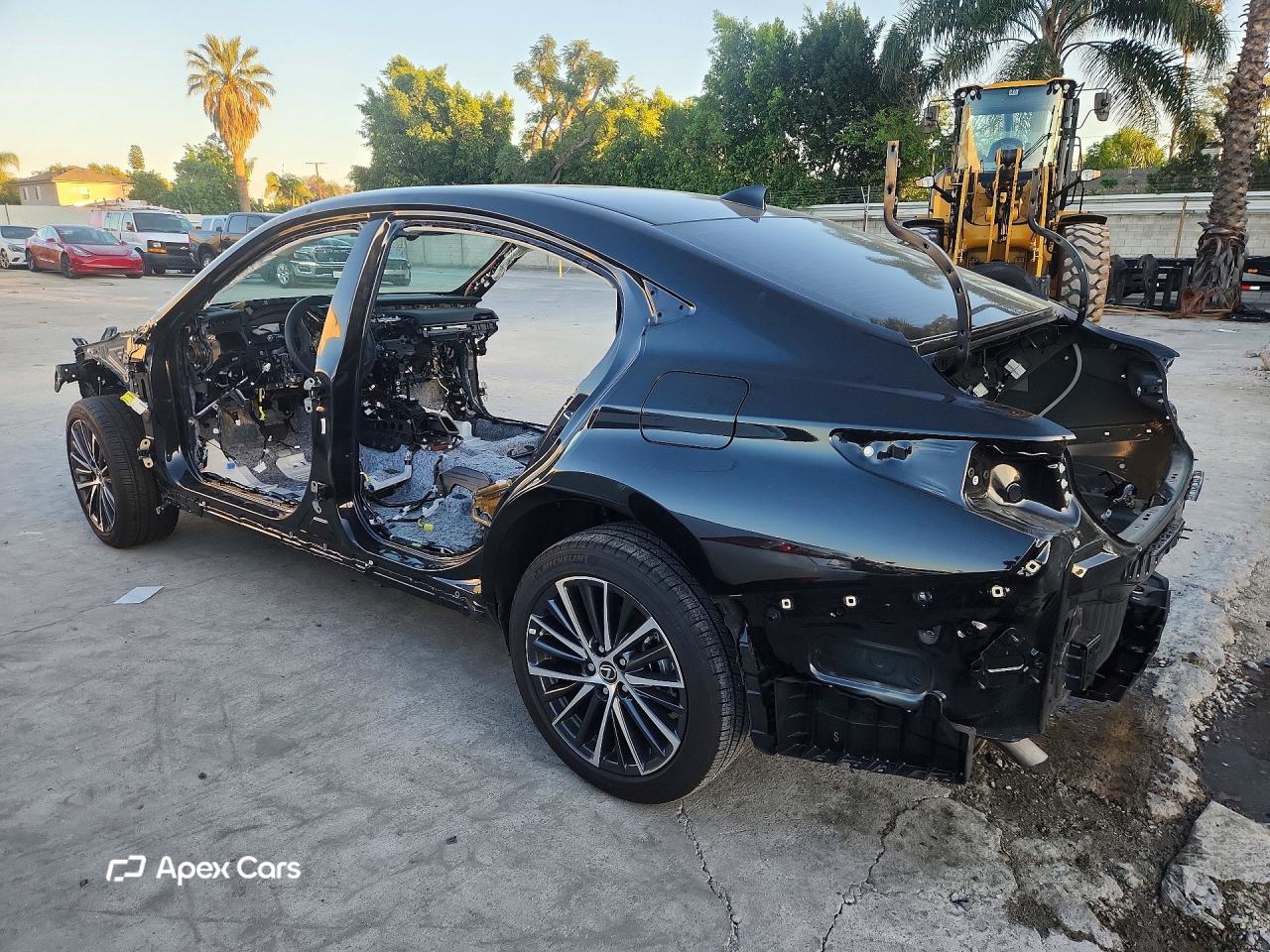 Lexus ES 2025