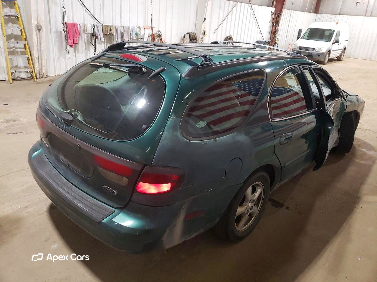 Ford Taurus 2000