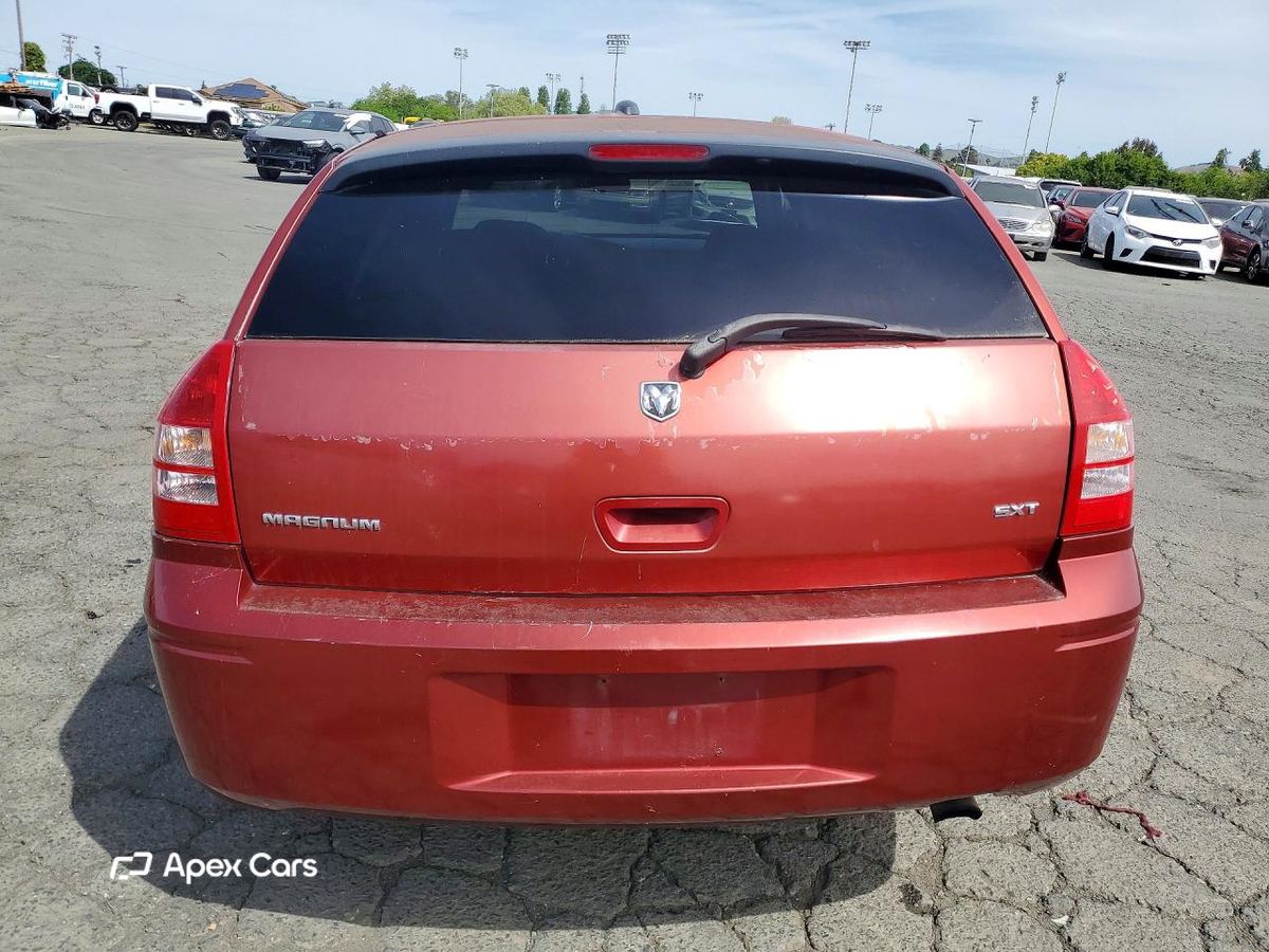 Dodge Magnum 2005