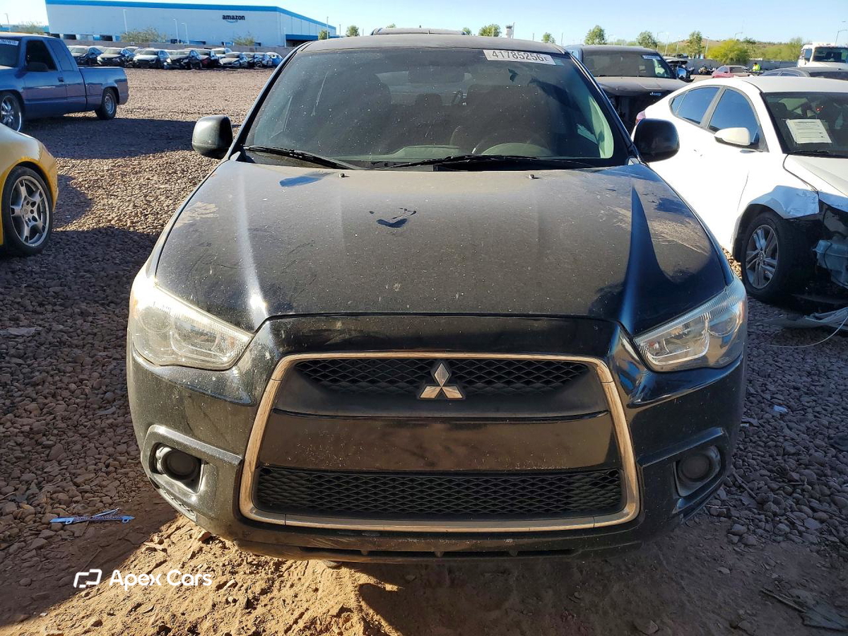 Mitsubishi Outlander 2011