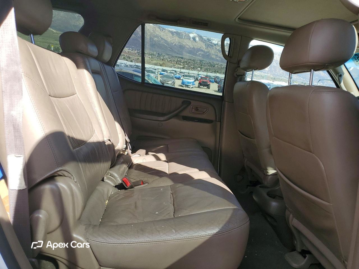 Toyota Sequoia 2003