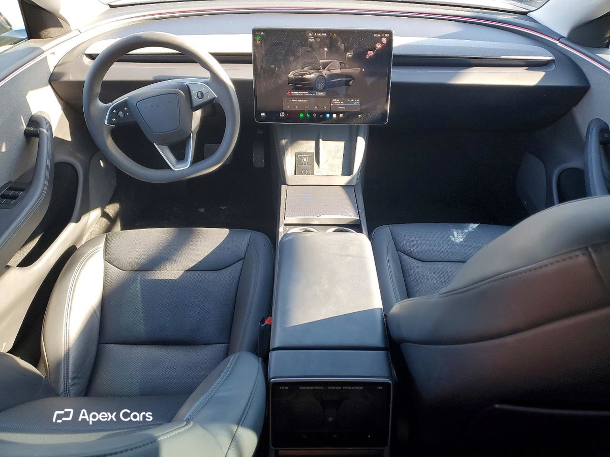 Tesla Model 3 2024