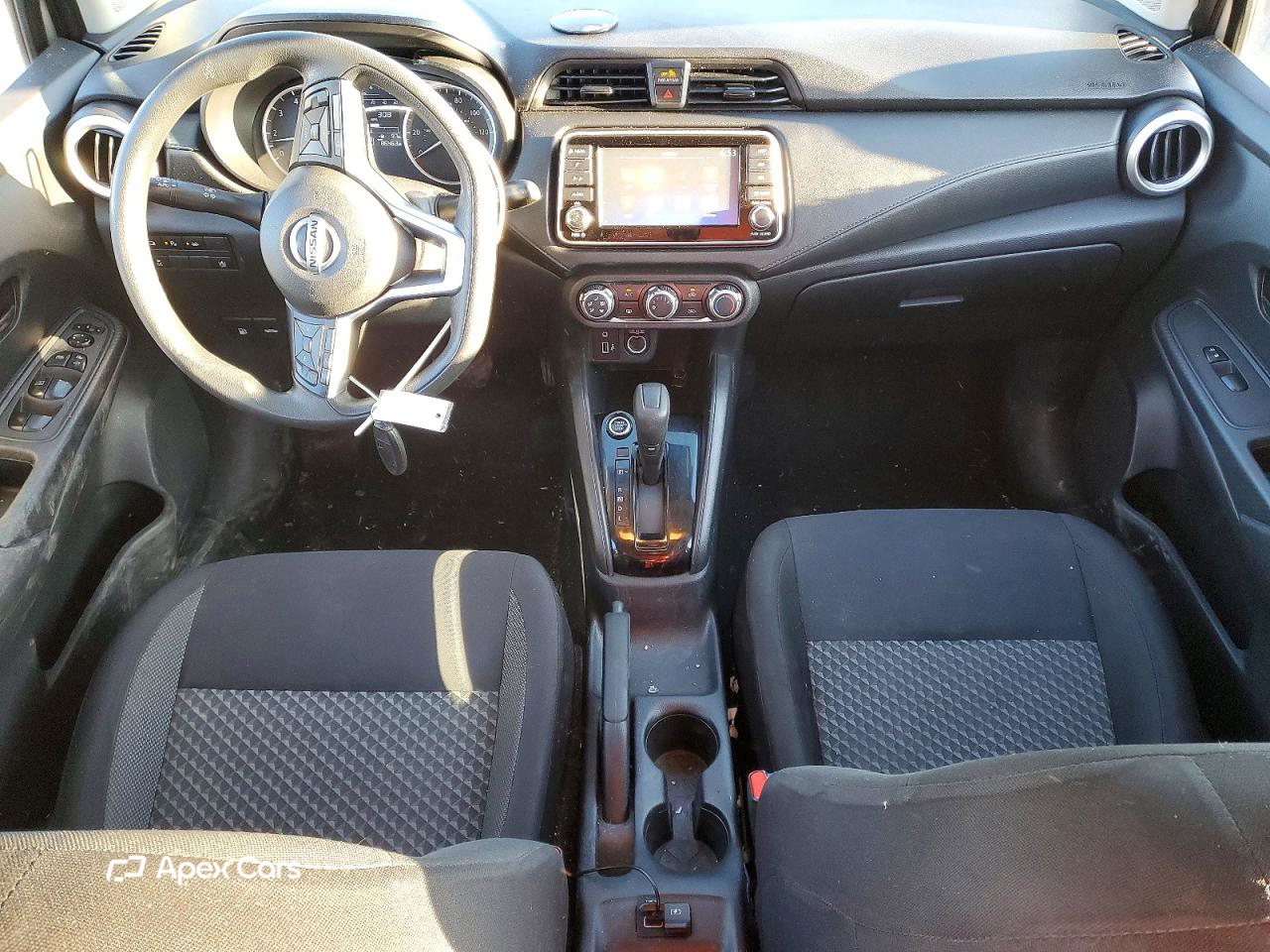 Nissan Versa 2021