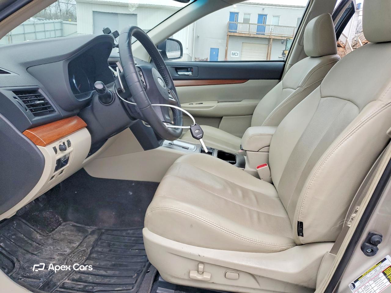 Subaru Outback 2014