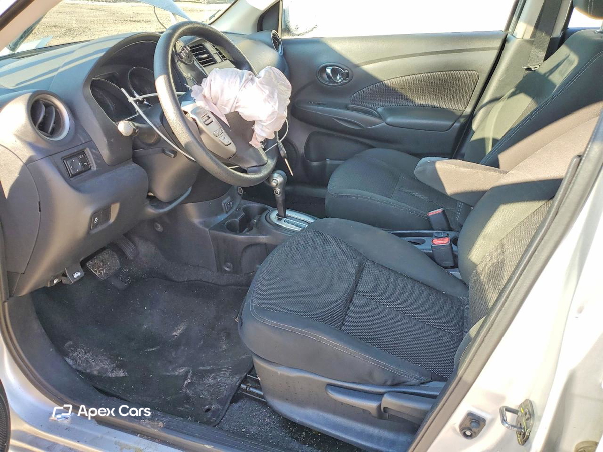 Nissan Versa 2018