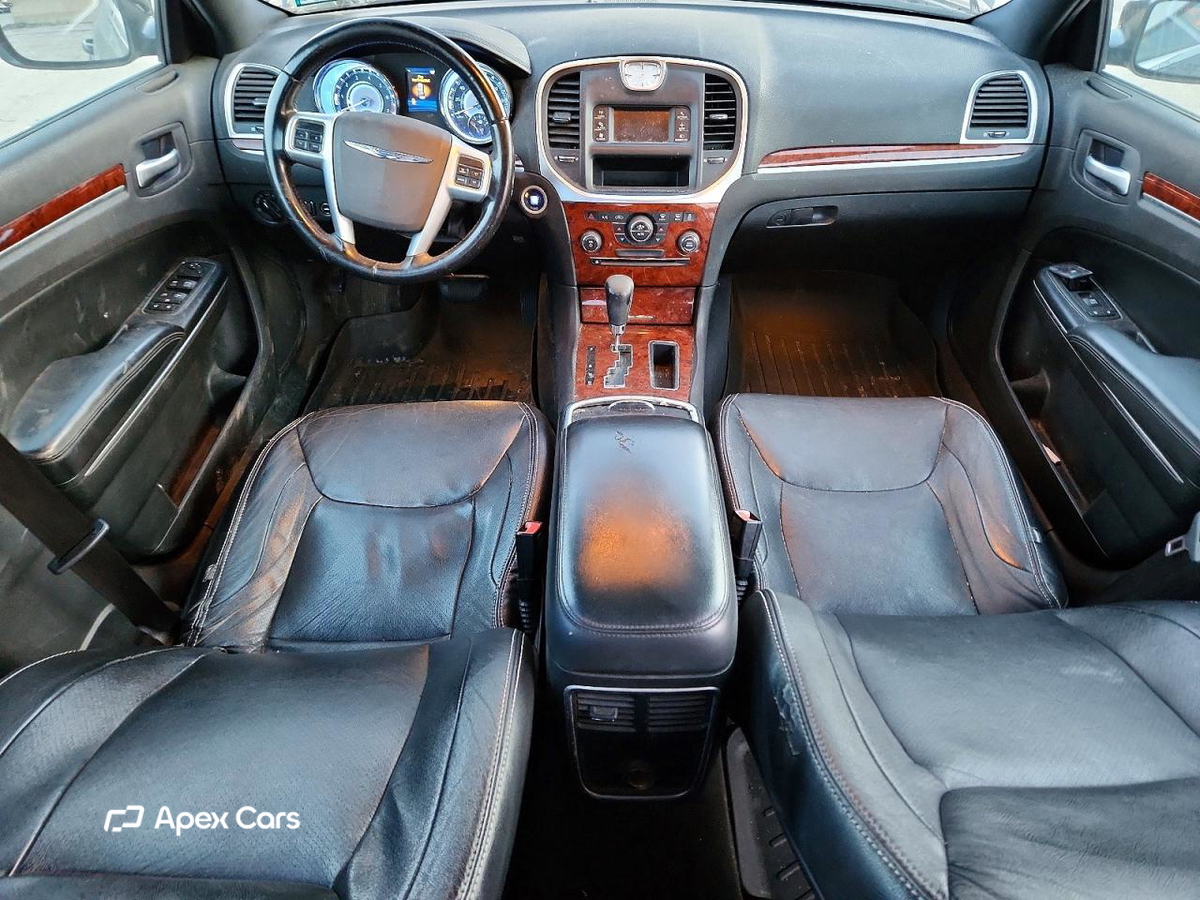 Chrysler 300 2012