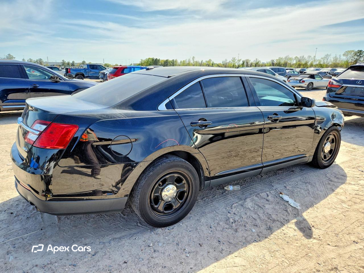 Ford Taurus 2017