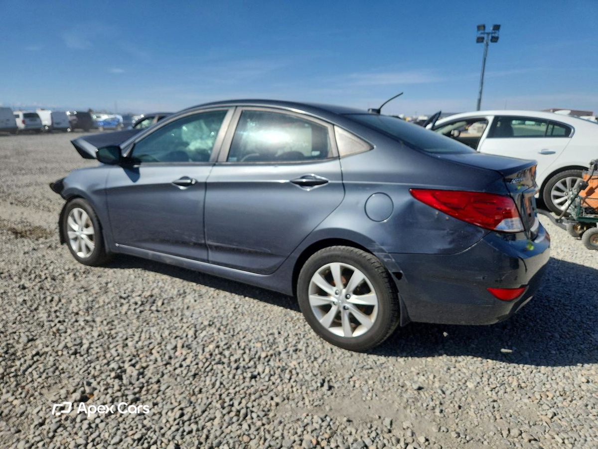 Hyundai Accent 2013