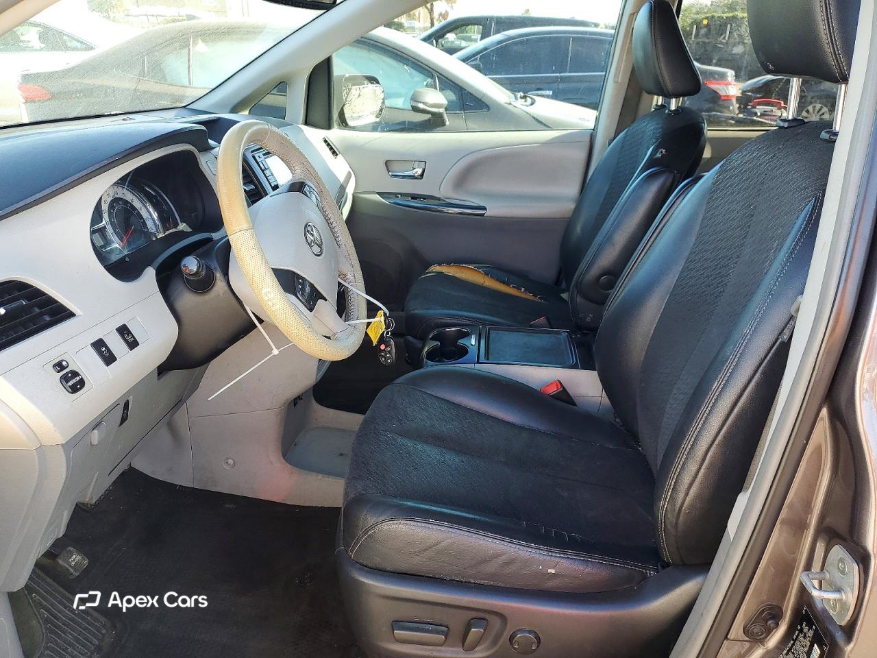 Toyota Sienna 2014