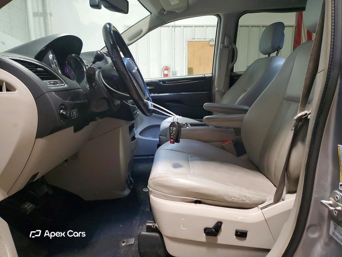 Chrysler Voyager 2015