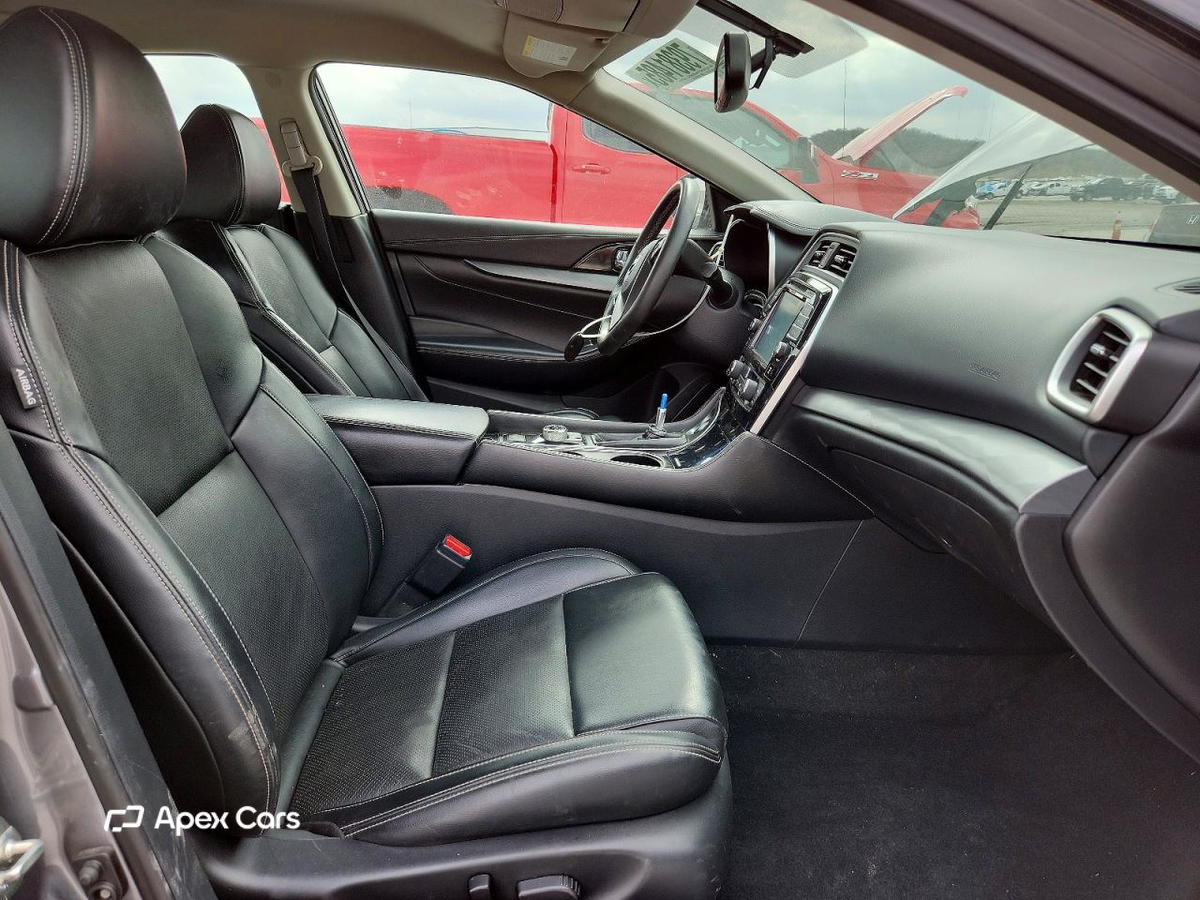 Nissan Maxima 2018