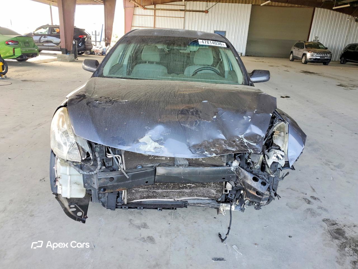 Nissan Altima 2010