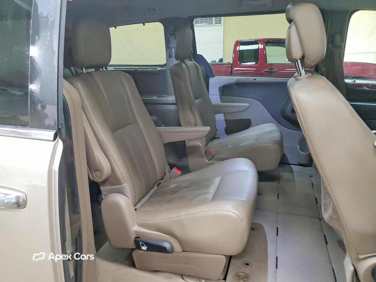 Chrysler Voyager 2016