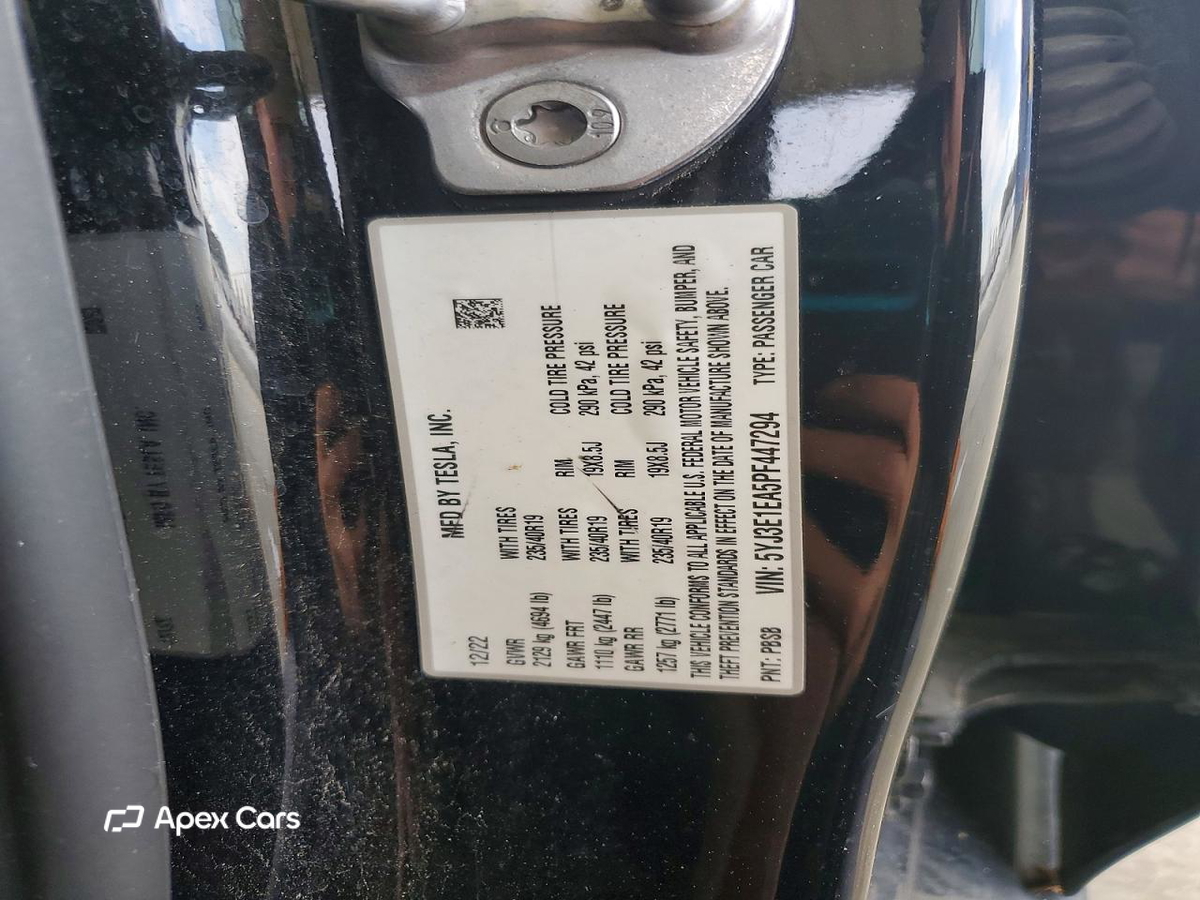 Tesla Model 3 2023