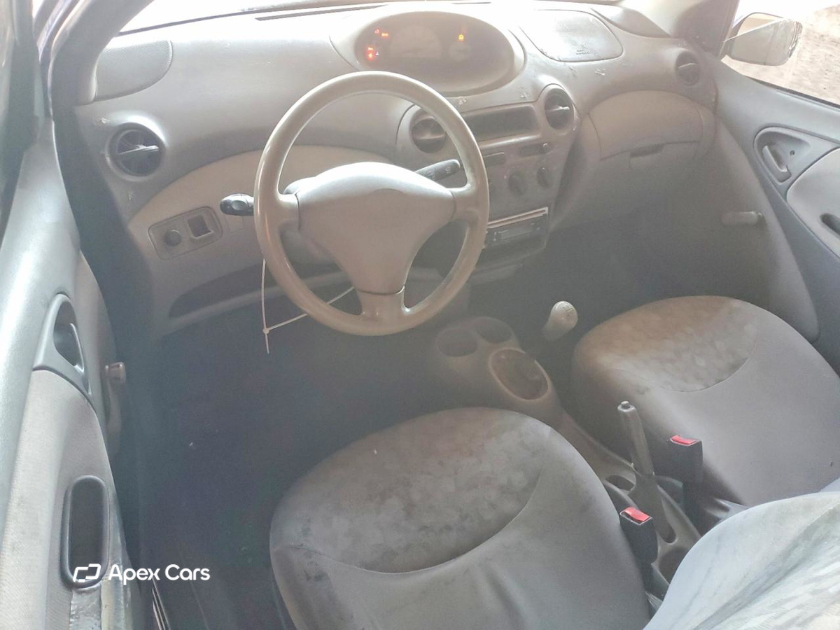 Toyota Echo 2001
