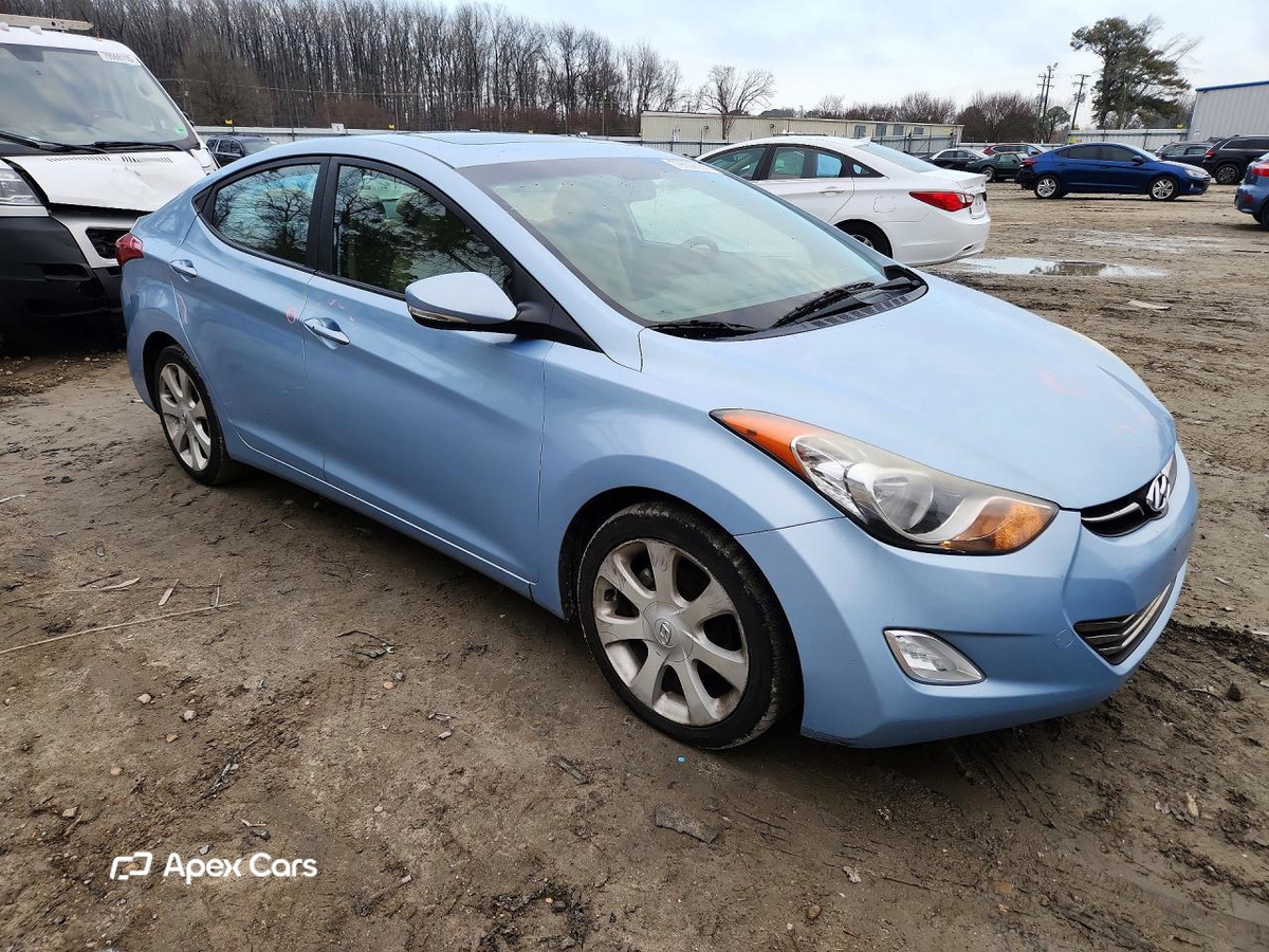 Hyundai Elantra 2011