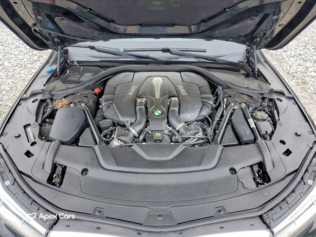 BMW Series 7 2016