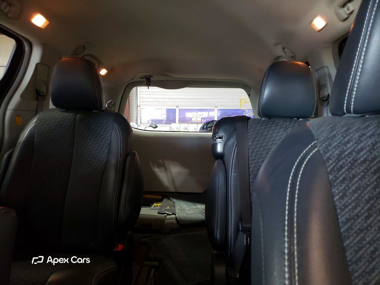 Toyota Sienna 2013
