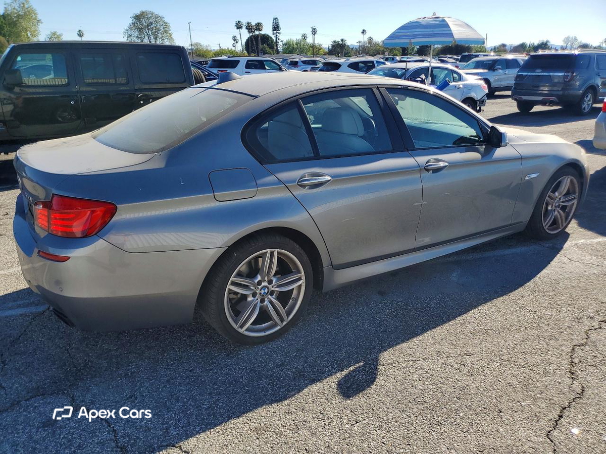 BMW Series 5 2011